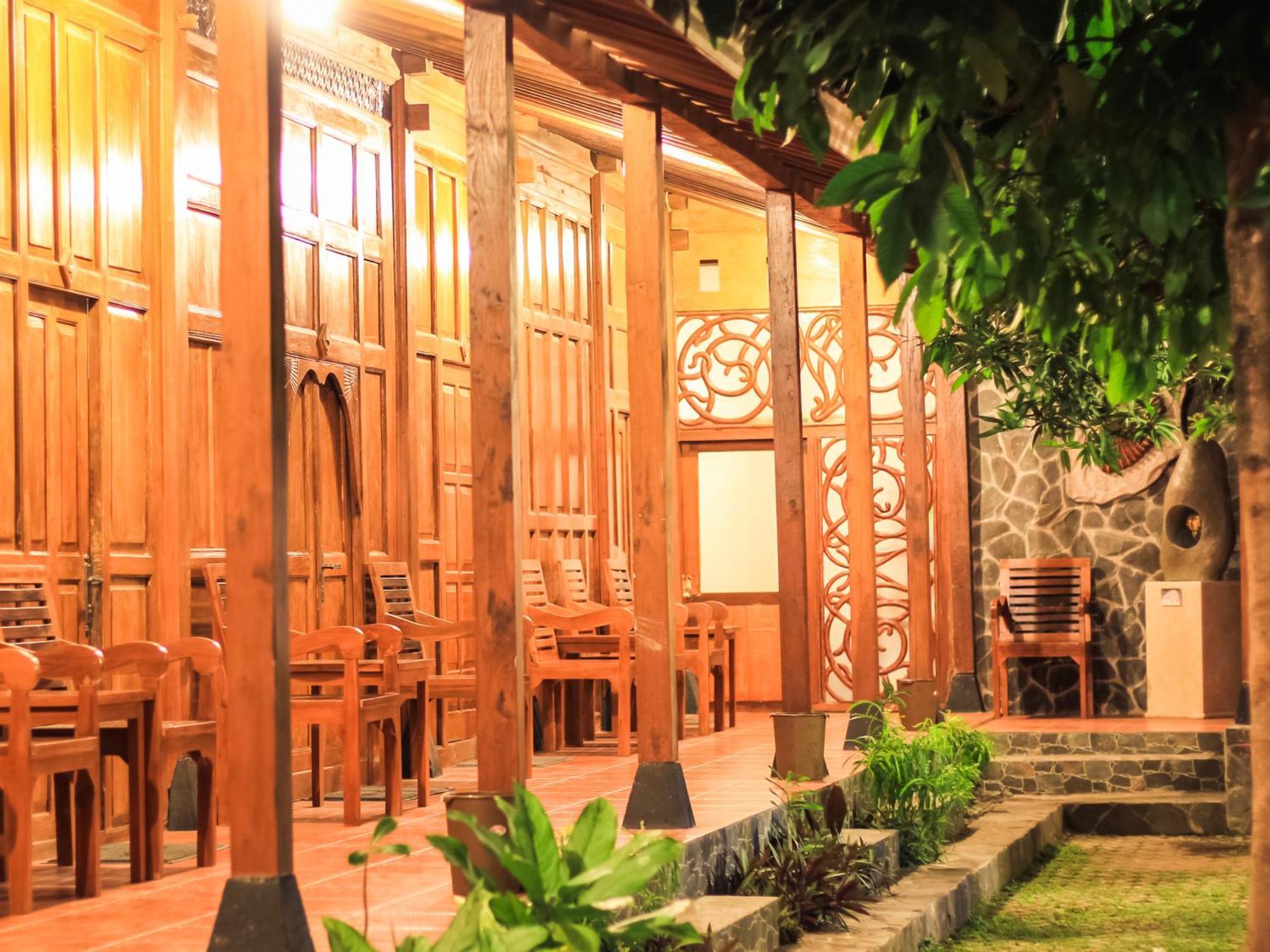 Pendhapa Art Space - Pas Limasan Wisma tamu