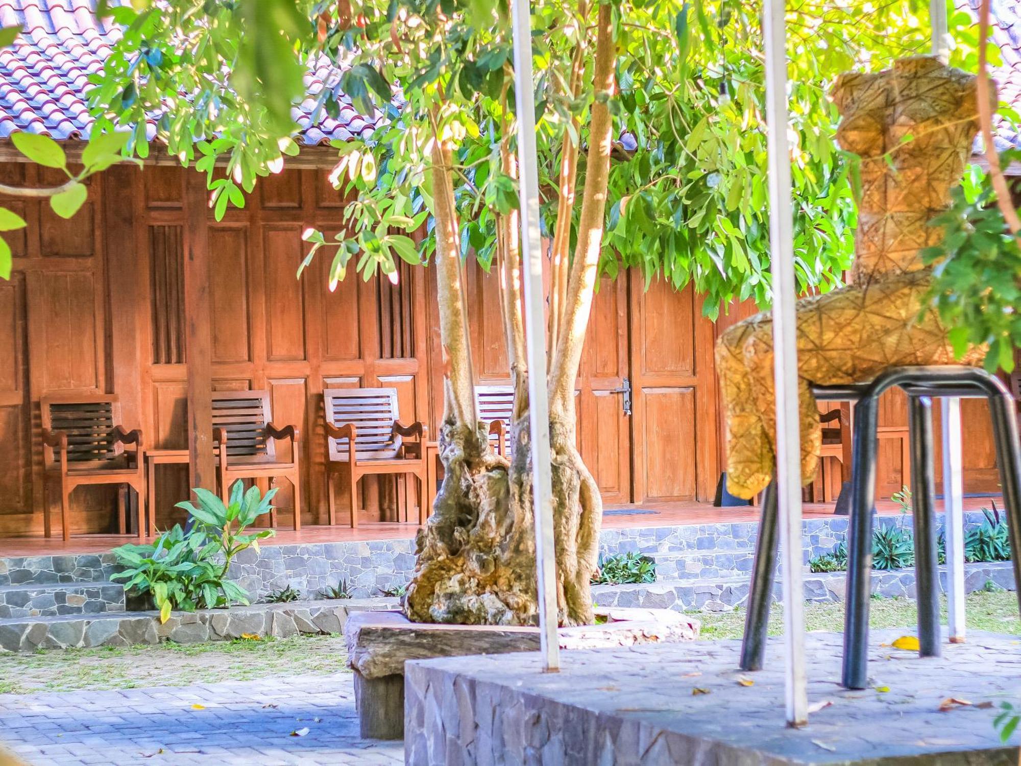 Pendhapa Art Space - Pas Limasan Wisma tamu 2*